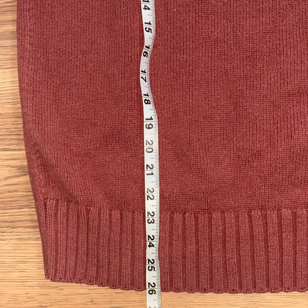GAP Women's Rust Crewneck Sweater - Picture 8 of 9